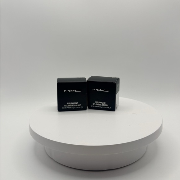 MAC Chromaline Basic Red NEW Authentic 2 pack